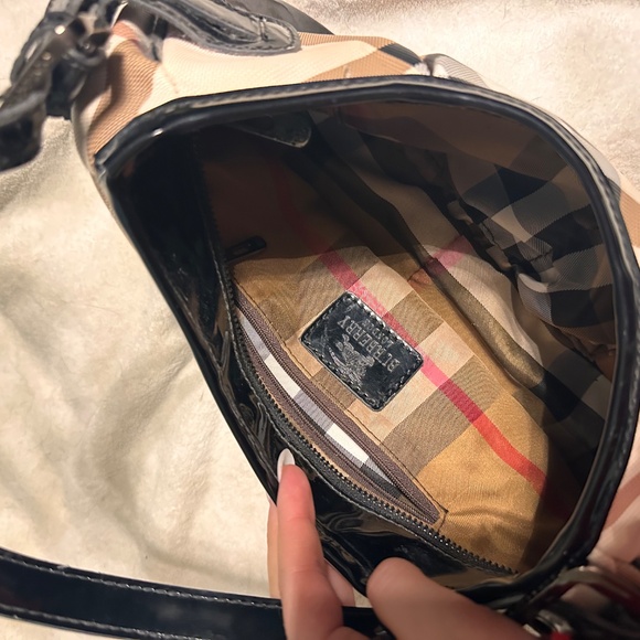 Designer purse - Picture 3 of 4